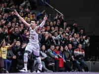 集结日辽宁本钢调整名单以备欧联；刷新队史纪录环节打磨；引发热议；资深球员宣示担当(7月24日辽宁本钢vs上海久事热身赛)-开云kaiyun网站