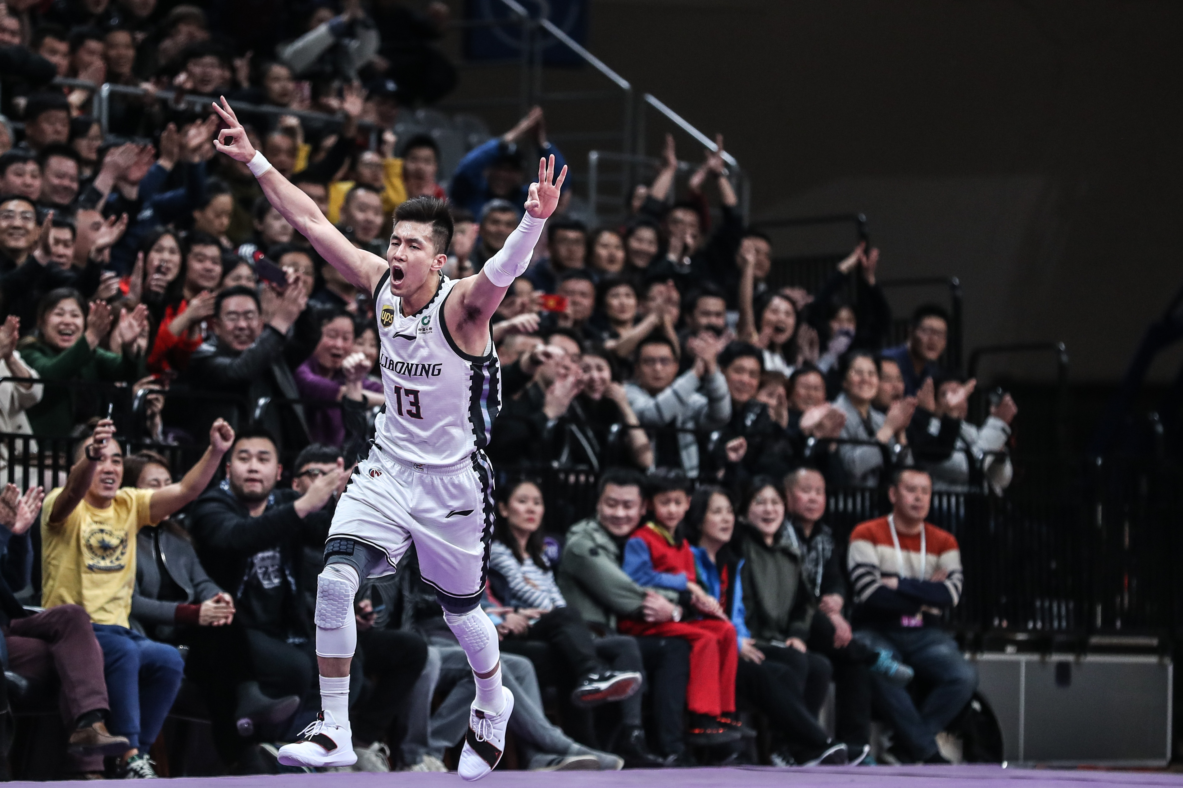 集结日辽宁本钢调整名单以备欧联;刷新队史纪录环节打磨;引发热议;资深球员宣示担当(7月24日辽宁本钢vs上海久事热身赛) 集结日辽宁本钢调整名单以备欧联;刷新队史纪录环节打磨;引发热议;资深球员宣示担当(7月24日辽宁本钢vs上海久事热身赛)